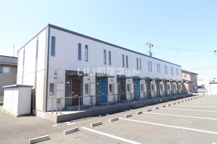 リースランド向中野 Aの外観画像