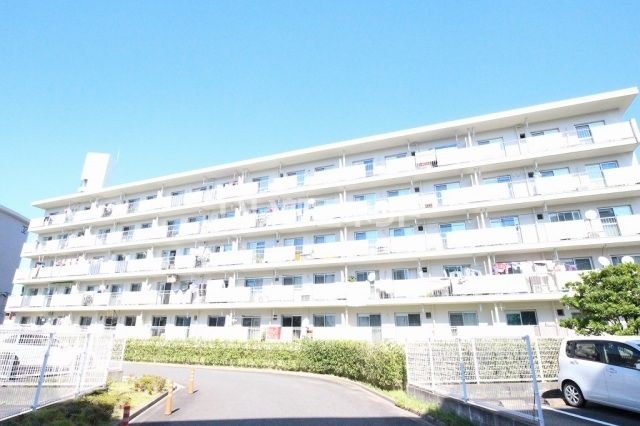 四箇田団地37棟の外観画像