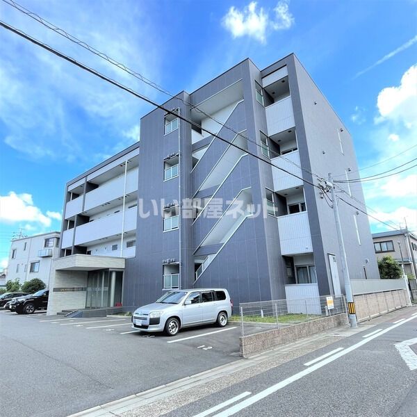 グランドソレイユⅡの外観画像