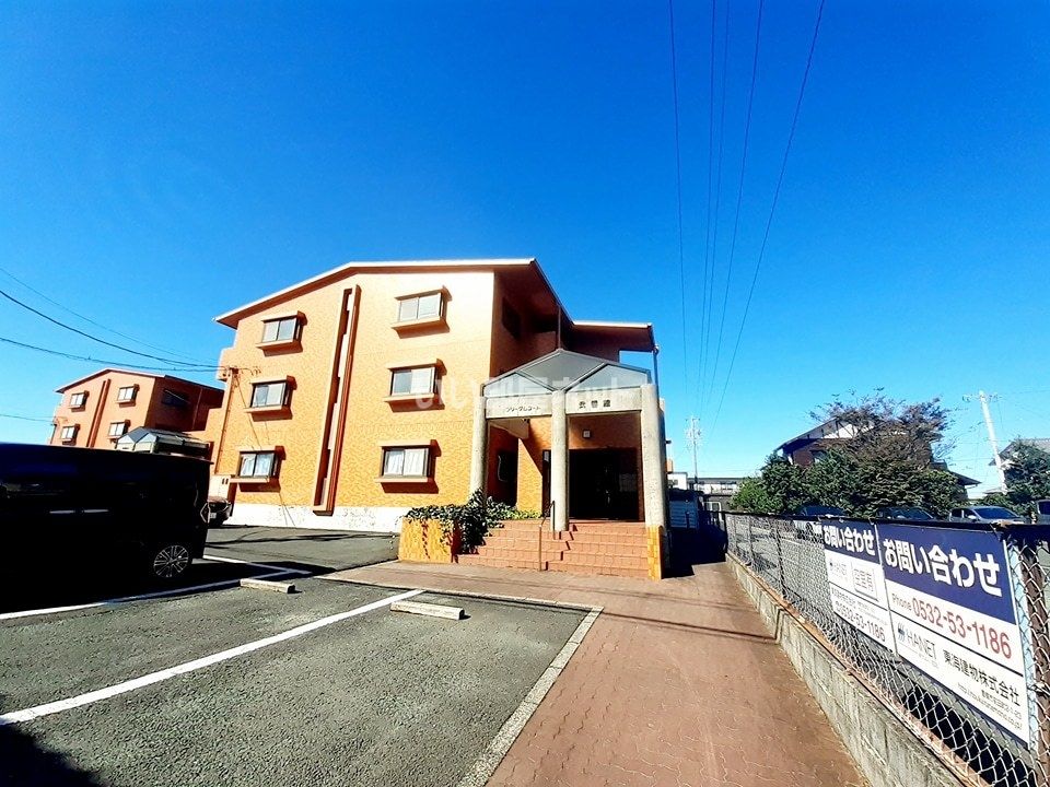 フリーダムコート弐番館の外観画像