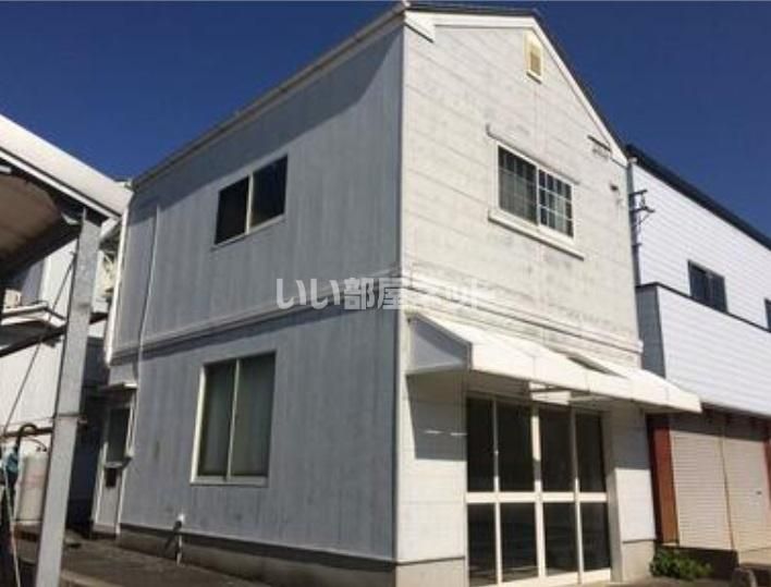 川上アパートの外観画像