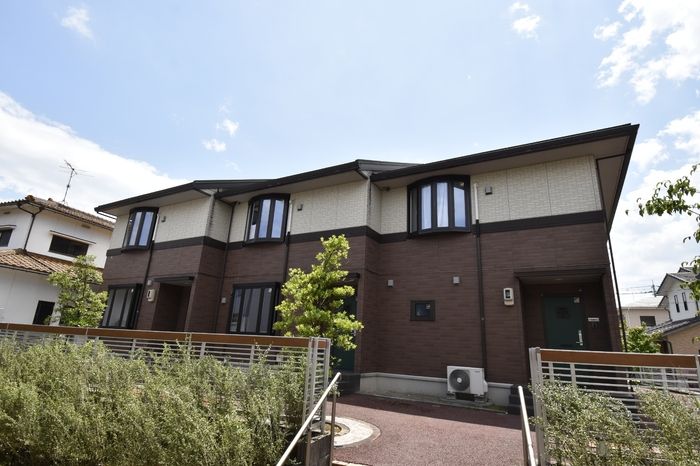 アプリコート B棟の外観画像