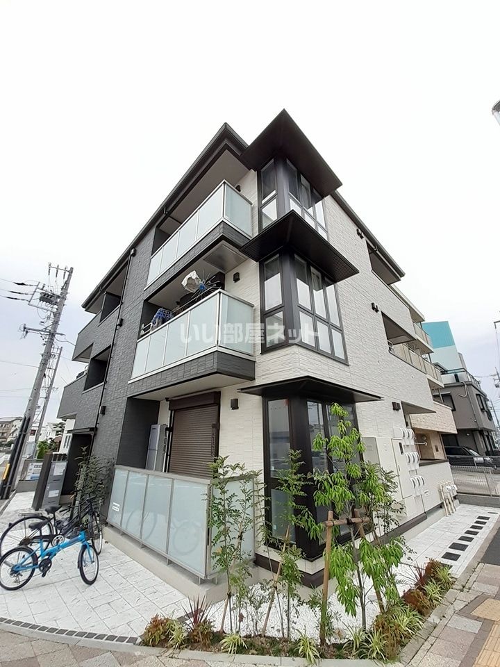 Hermitage羽根の外観画像