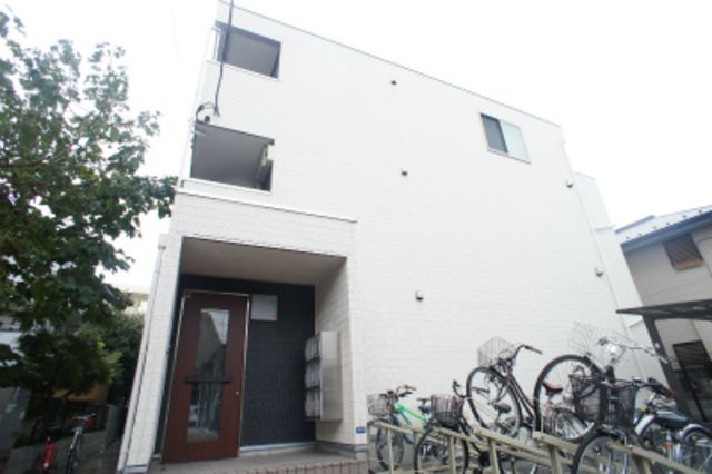 リブリ・シャルマン上戸田の外観画像