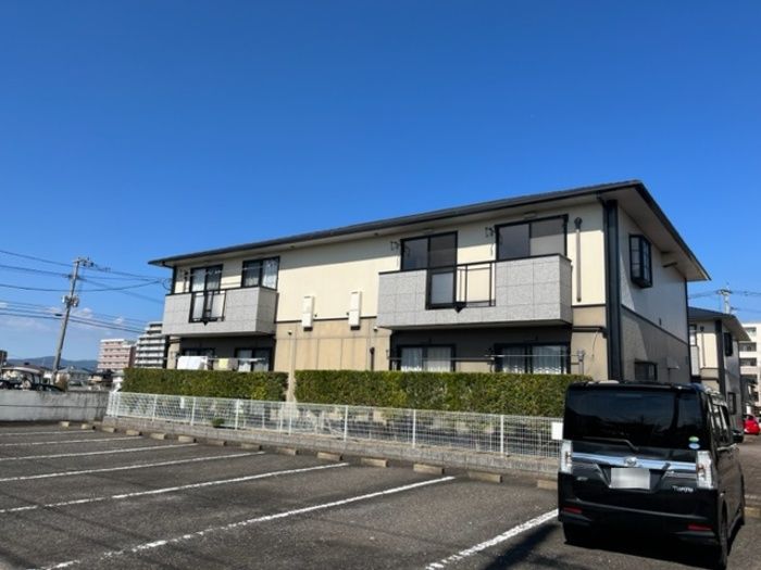 サントゥール溝田 B棟の外観画像
