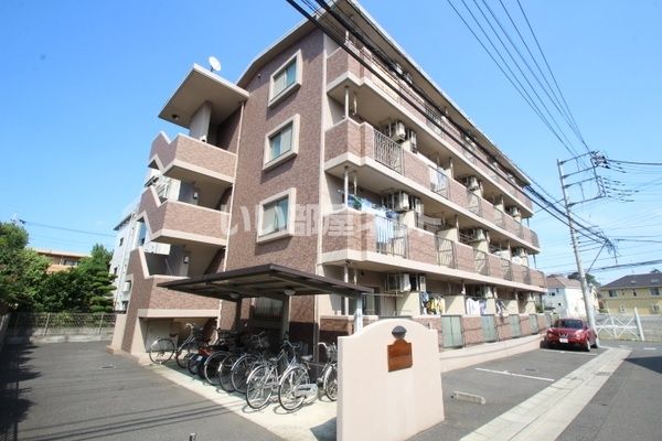 Quatre Saisonsの外観画像