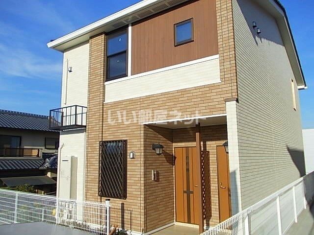 イーシックスの外観画像