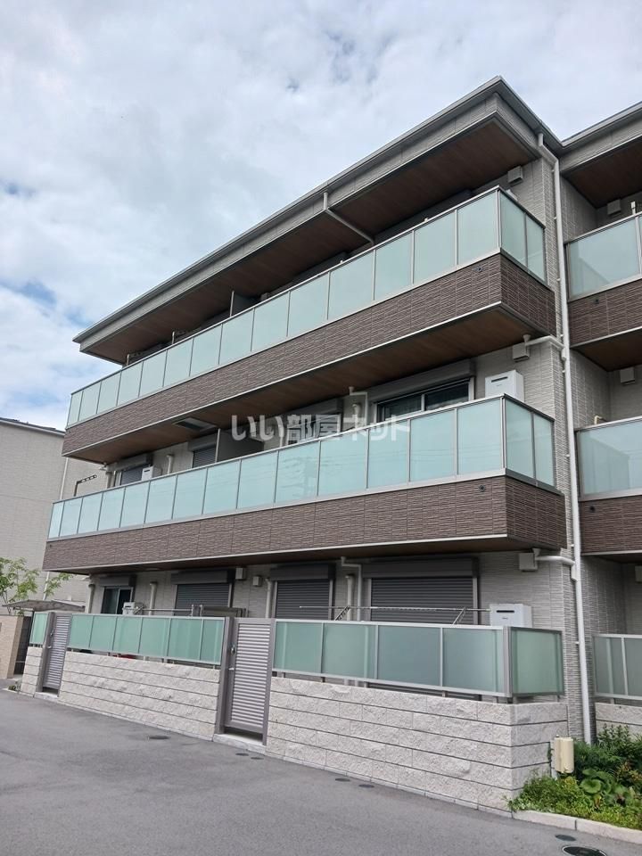 オカバ姫路青山シャーメゾンBの外観画像