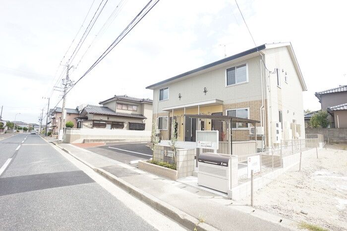 ファミール7の外観画像