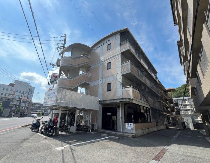 メゾンなかやまの外観画像