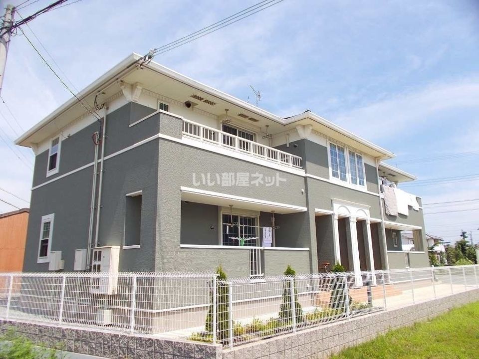 カーサ イリーデの外観画像