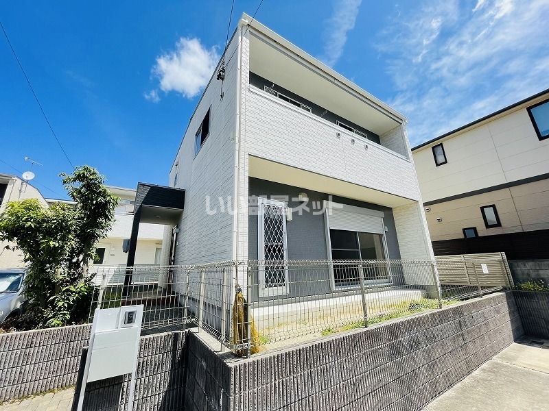 クローバー社台の外観画像