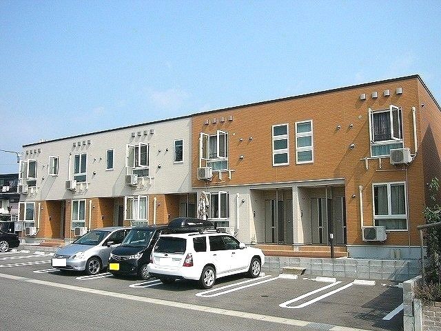 エヌ・ワイ プロムナードの外観画像