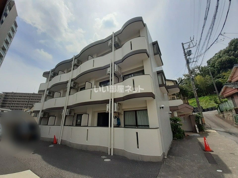 エバーグリーン明大寺の外観画像