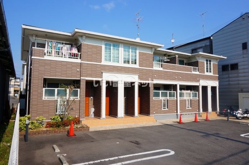 グランロリエの外観画像