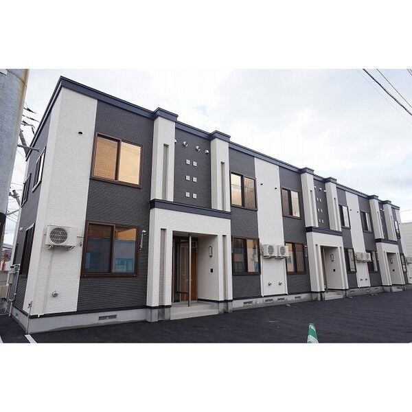 ルミエール橋本の外観画像