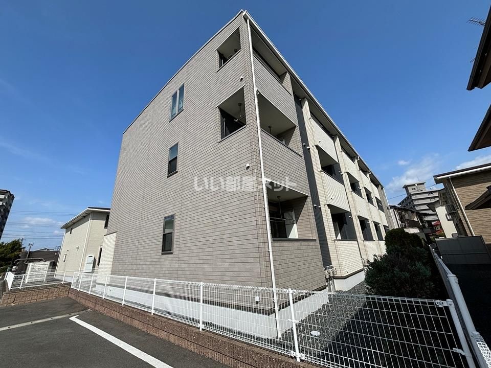 ポスタリティ・ハイツの外観画像