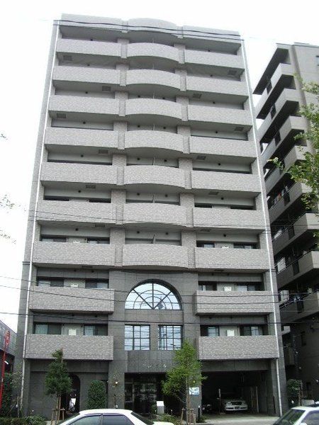 ロイヤルエンブレムの外観画像