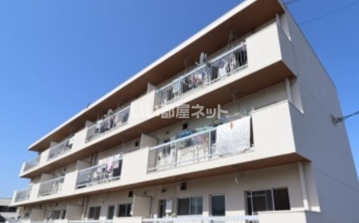 長栄ハイツの外観画像