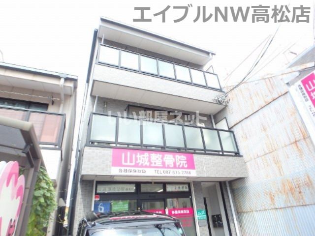 メゾンドパルク栗林の外観画像