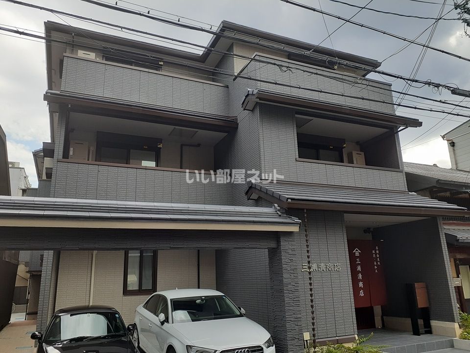 メゾン・ソネット二条新町の外観画像