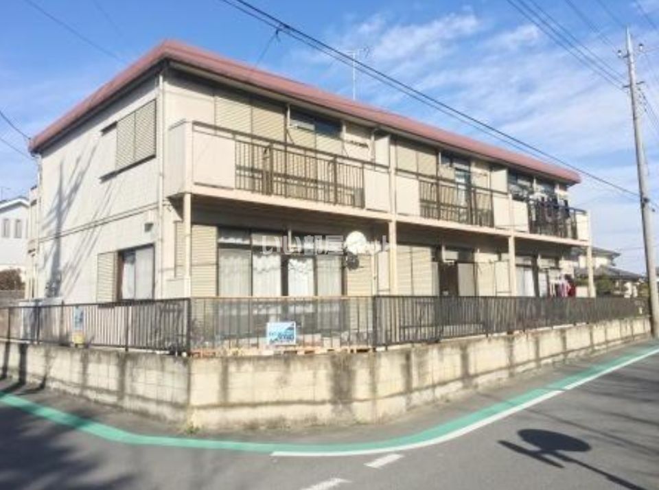 モリ・メグーリの外観画像