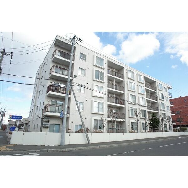 【分譲賃貸】真駒内パーク・マンションの外観画像
