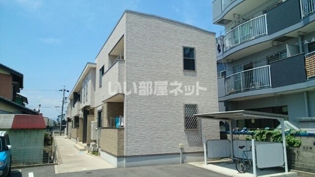 ガーデンスクエア佐藤 Dの外観画像