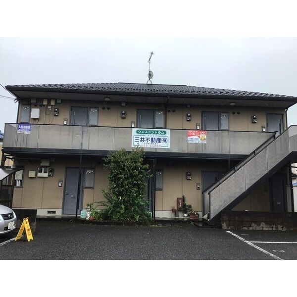 ウエストシャルムの外観画像