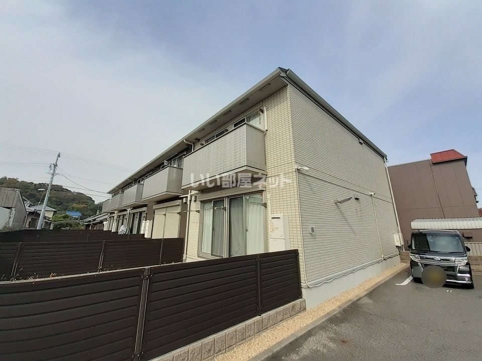 アゼリア岸岡の外観画像