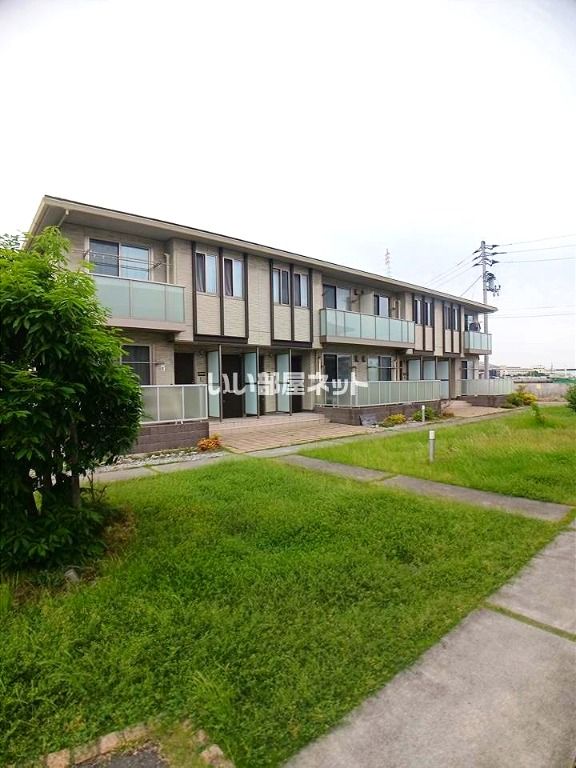 シャーメゾンガーデンズ多度津 Aの外観画像