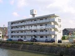 ファーストハイツの外観画像