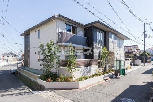 メゾンソワニエC棟の外観画像