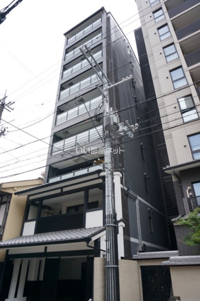 ロイヤルステイツ御所南の外観画像