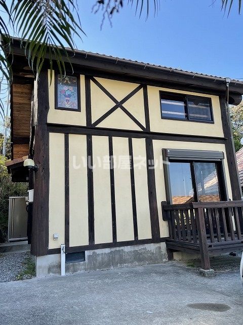 ログハウスの外観画像