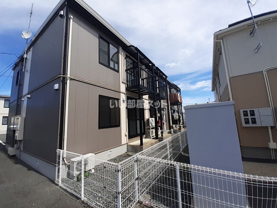 リースランド向中野 Dの外観画像