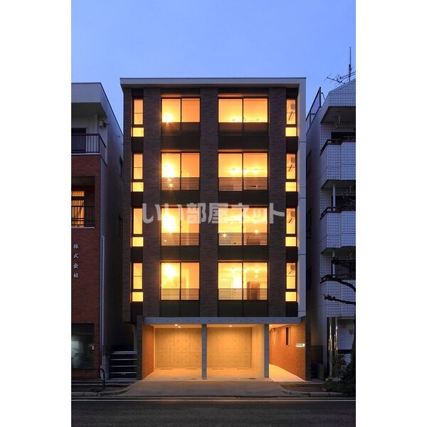 WELL COURT KANDAの外観画像