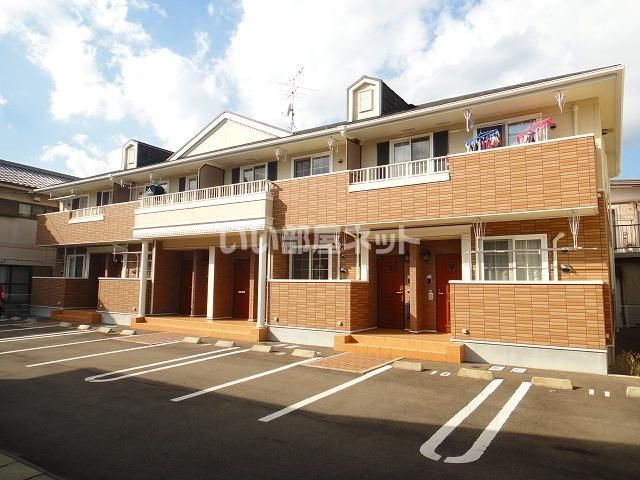 ラ・クゥー Bの外観画像