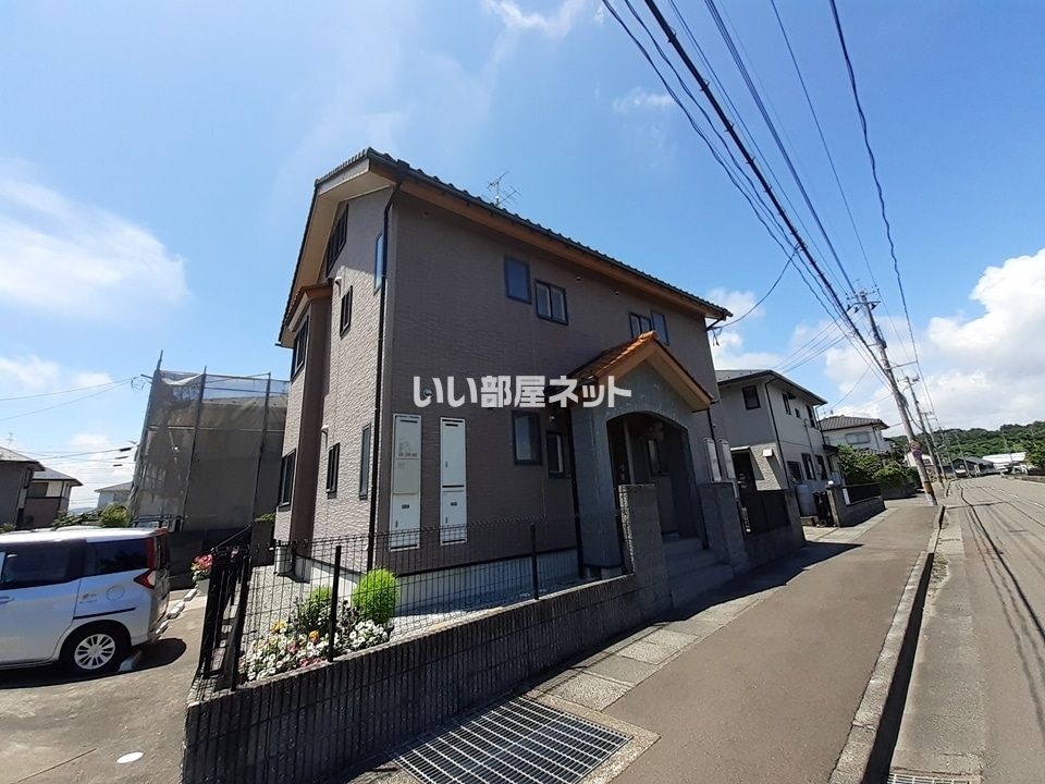 湘南ハイツE棟の外観画像