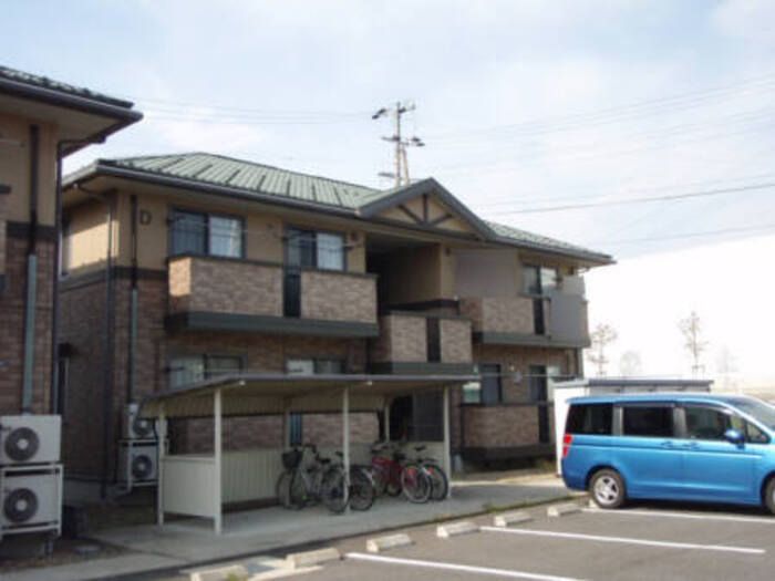 メゾンラフィネ吉田 A/B/C/D/Eの外観画像