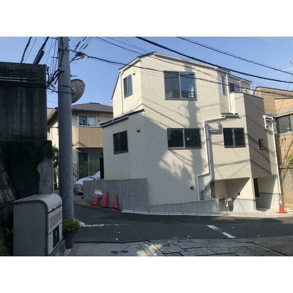 文京区本駒込1丁目戸建の外観画像