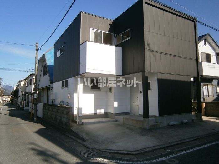 HS coat(エイチエスコート)の外観画像