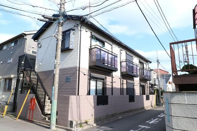 ウィスタリアの外観画像