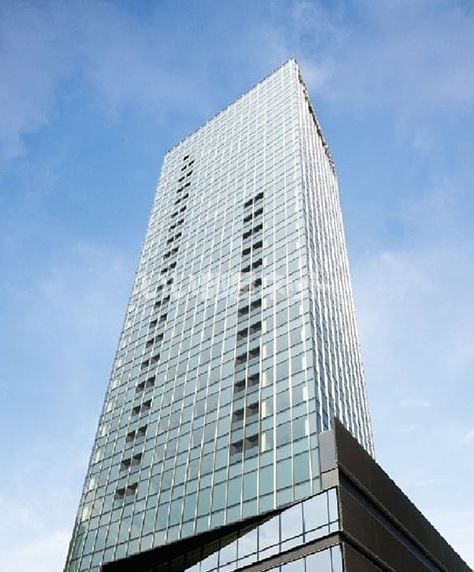 プラティーヌ新宿新都心の外観画像