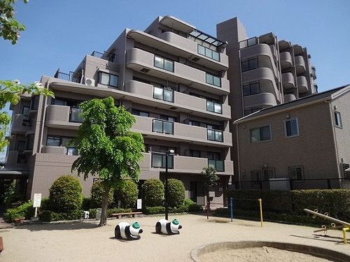 ライオンズマンション楠葉の外観画像