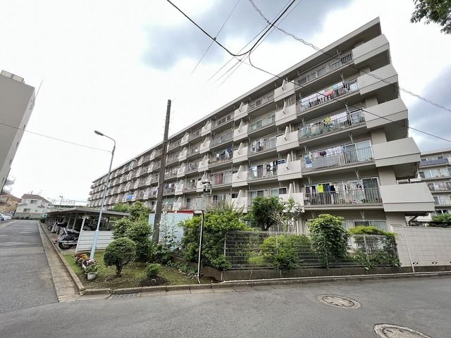 いづみハイツ滝不動2号棟の外観画像