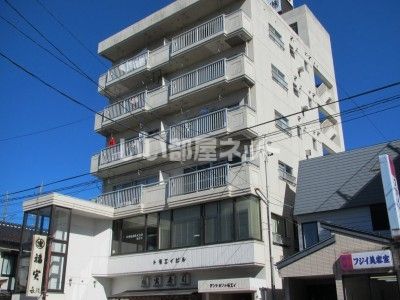 マンショントモエイの外観画像