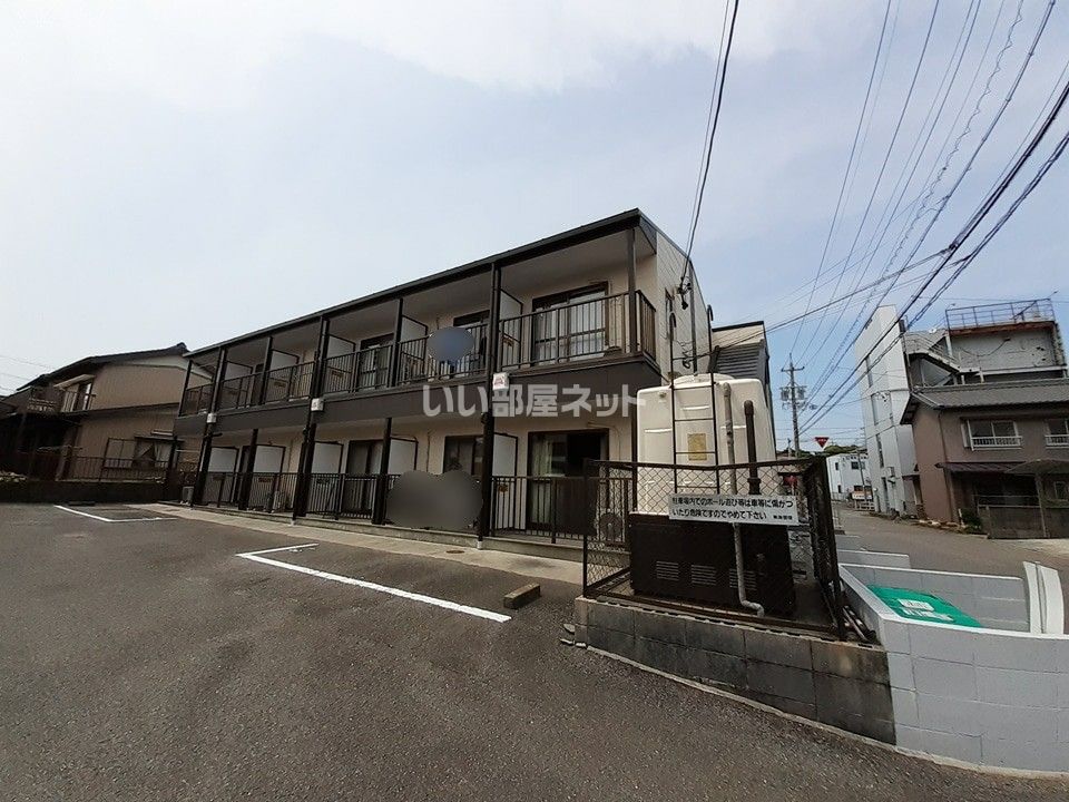 シャイリスの外観画像
