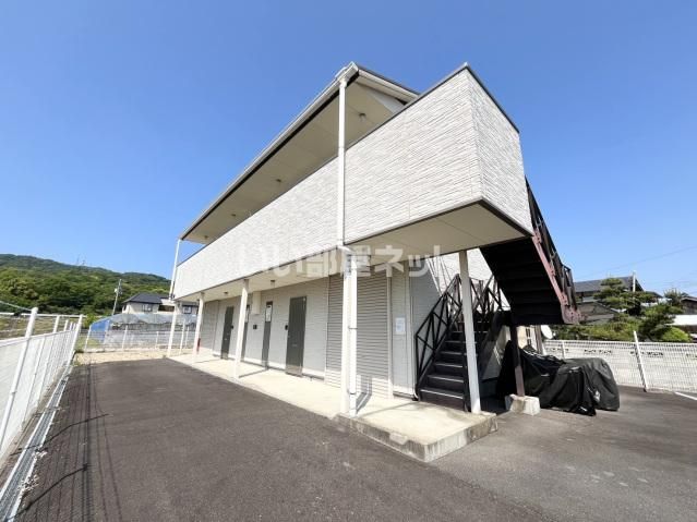 ガレージライフ高松東の外観画像