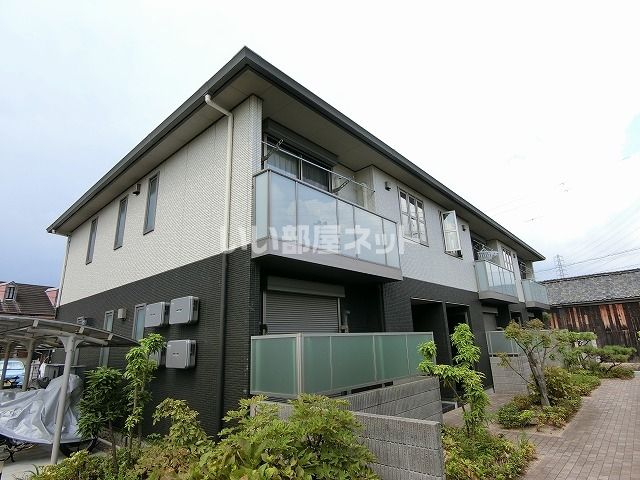 シャーメゾンガーデンズ惣盛Aの外観画像